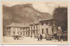 38 Saint Georges de Commiers Place de la Mairie